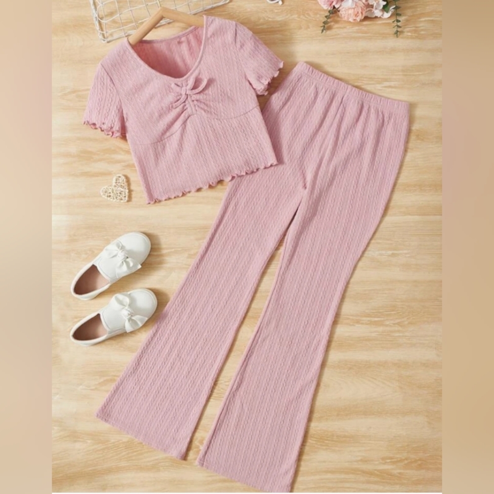 A two piece outfit